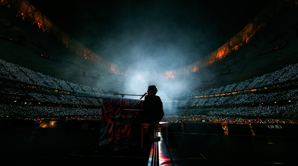 华晨宇火星演唱会图片,华晨宇照片,红海太壮观了!