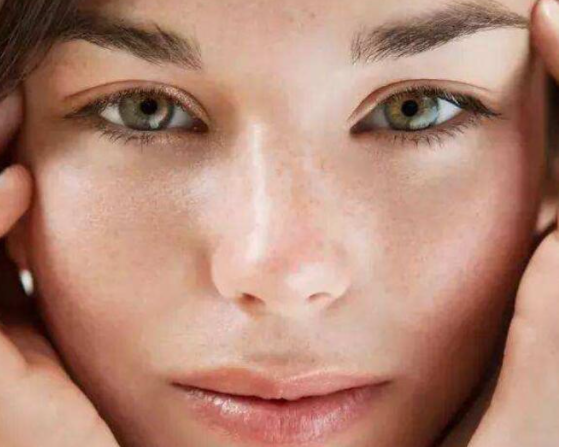 干性皮肤怎么护肤这份最全的干皮日常护肤清单建议收藏