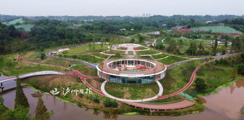 位置緊鄰瀘州高鐵站 具備網紅潛質 龍澗溪公園 今日,瀘報君帶大家去逛