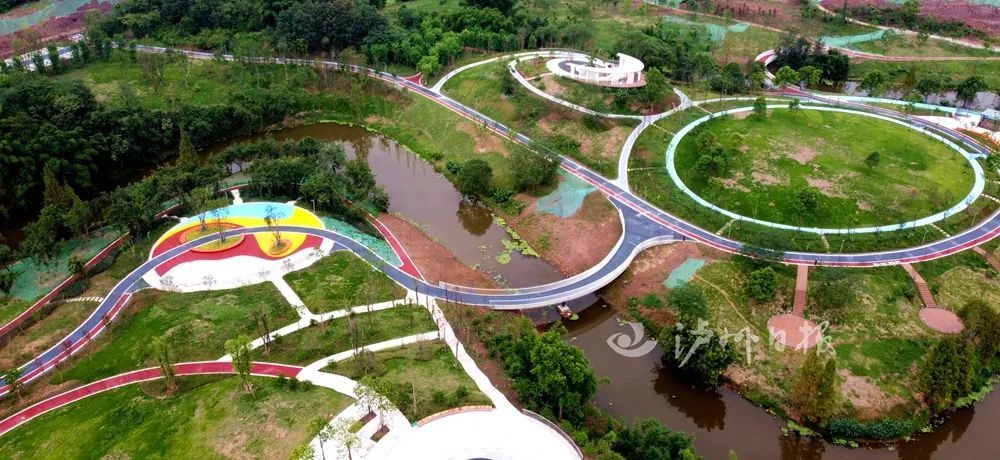 紧邻高铁站,泸州这个网红公园开放啦_腾讯新闻