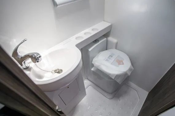 灵活的胖子 是轻卡还是个新能源 法美瑞头号玩家新能源房车 全网搜