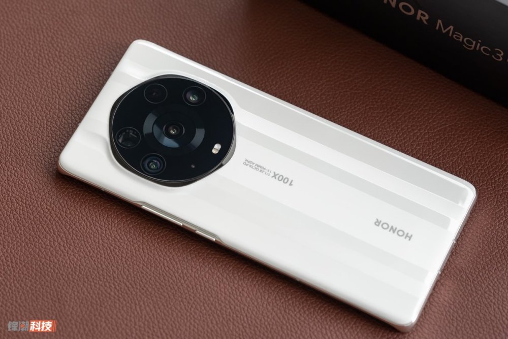 搭载旗舰影像系统荣耀magic3系列销量火爆口碑出色