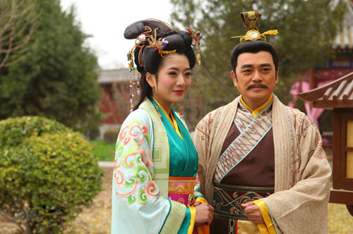 除了上面10位演员演过李师师之外,韩再芬曾在黄梅戏电视剧《李师师与