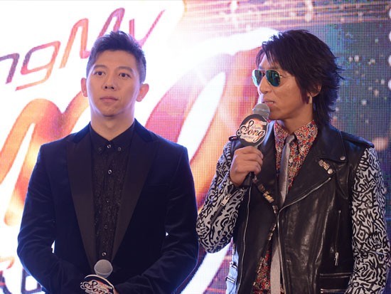 再怎么装成"哥俩好"的样子,胡海泉与黄征也回不到从前了
