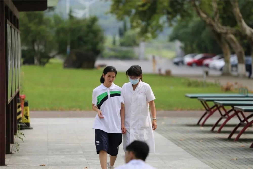 你笑起来真好看|衢州高级中学2021级新生入学报到
