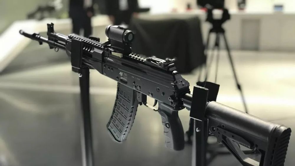 俄罗斯武器或大卖中亚ak200新系列被看好