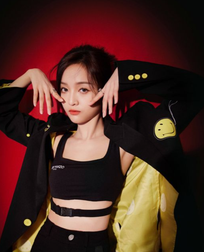 吴宣仪火箭少女101 的颜值担当她的烤瓷牙你喜欢吗