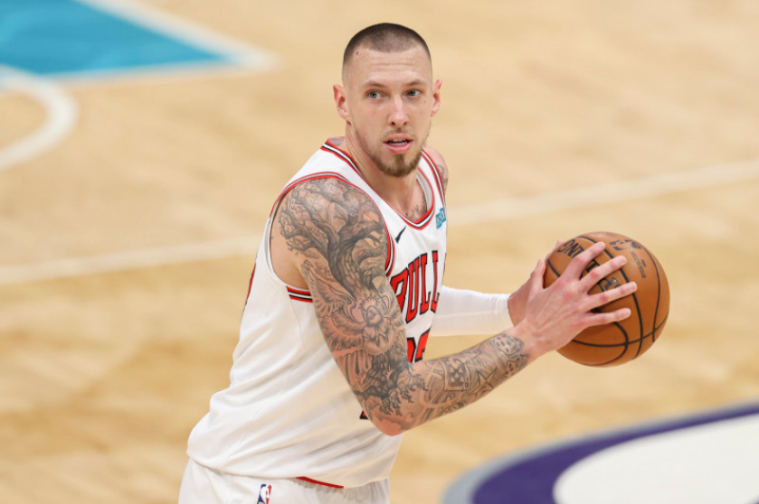 泰斯被送去公牛