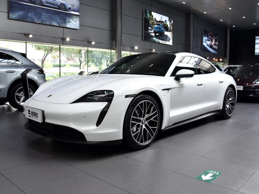 保时捷的车不用油安静速度快原装进口够豪华实拍taycan