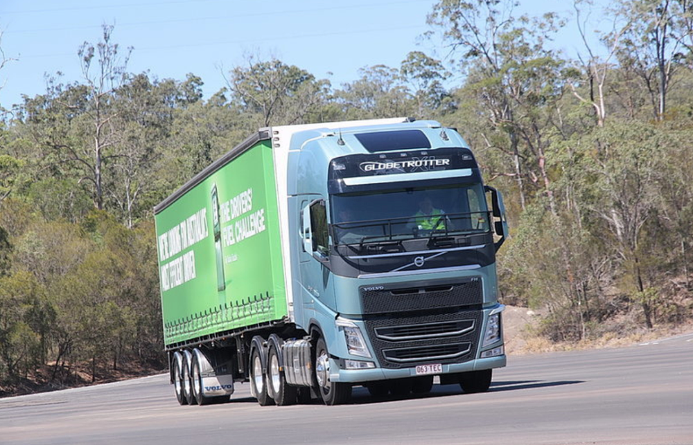 卡车领域放进一条鲶鱼沃尔沃重卡将国产自动挡新时代