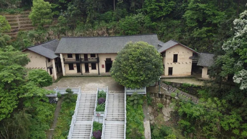 陶铸故居李家大院龙山公园我们总是无比自豪,这座城遍布红色记忆当你