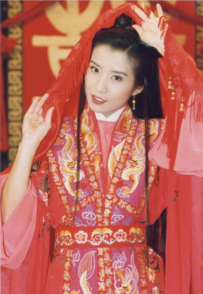 还记得《青青河边草》吗?岳翎:一个倔强女孩的前世今生