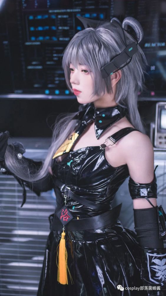 cos:夜航星·洛天依cos正片@逆光水星