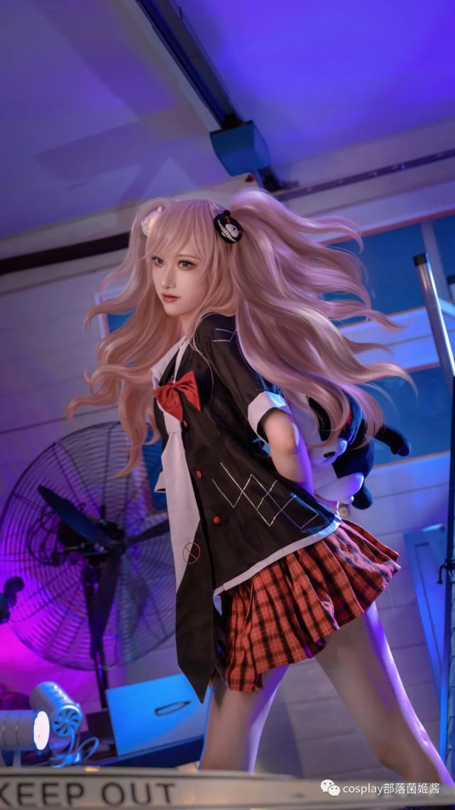 cos:弹丸论破江之岛盾子cos正片@栾一诺