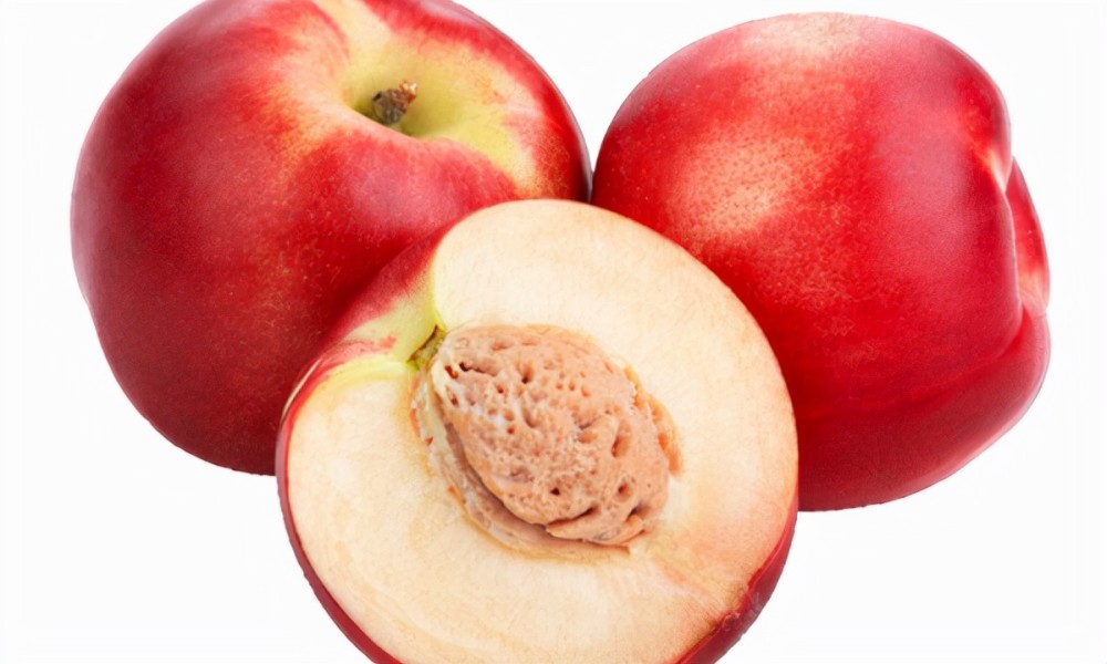 5,麻兰油桃麻兰油桃果实表面光滑,自身表皮蜡质光亮,果色鲜艳,不易