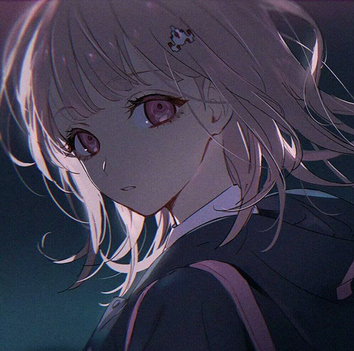 动漫头像枕头里藏着发霉的梦梦里住着无法拥有的人