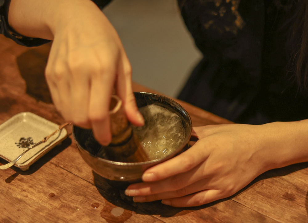 建盏为什么适合喝茶宋代斗茶没落之后建盏为何还能够复苏