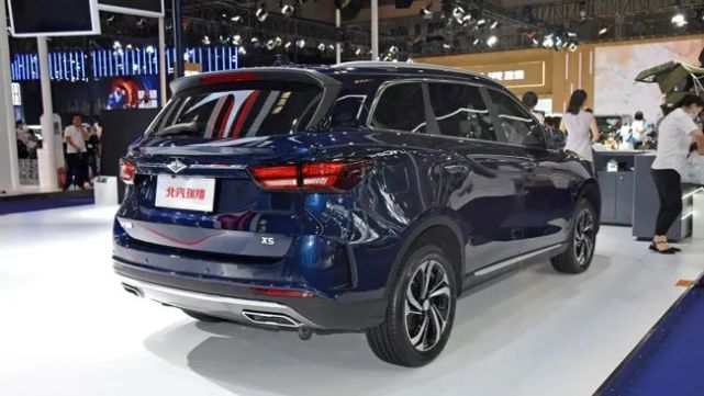 北汽瑞翔x5售7.38万起 车标:宝沃躺平了