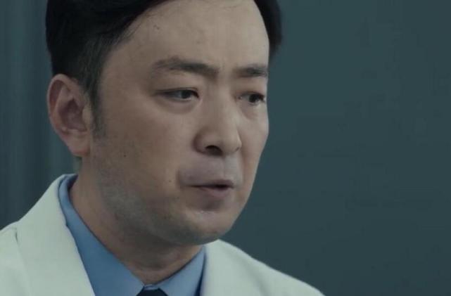 扫黑风暴法医宋涛是好人还是坏人宋涛表现完美却错漏百出