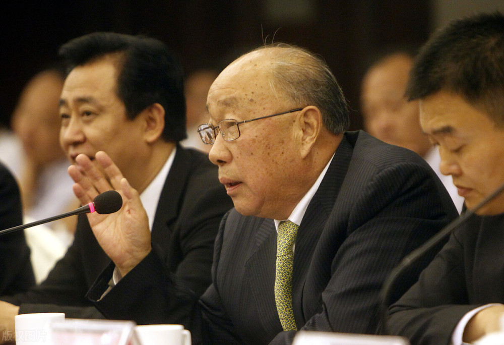 南阳富豪排行榜_南阳市最新富豪榜:1对夫妇身家1700亿,70岁大爷坐拥2家上市公司