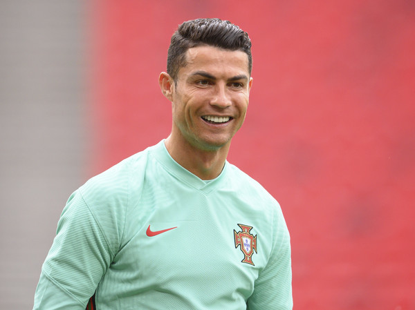 c罗真的要走转会曼城最快本周完成球队却不想掏钱