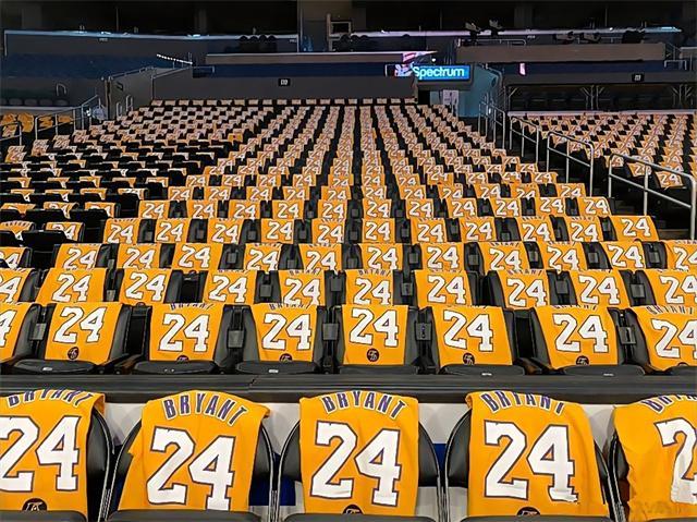 湖人作为nba的豪门,为什么一直在租球馆用?不仅仅是因为没钱