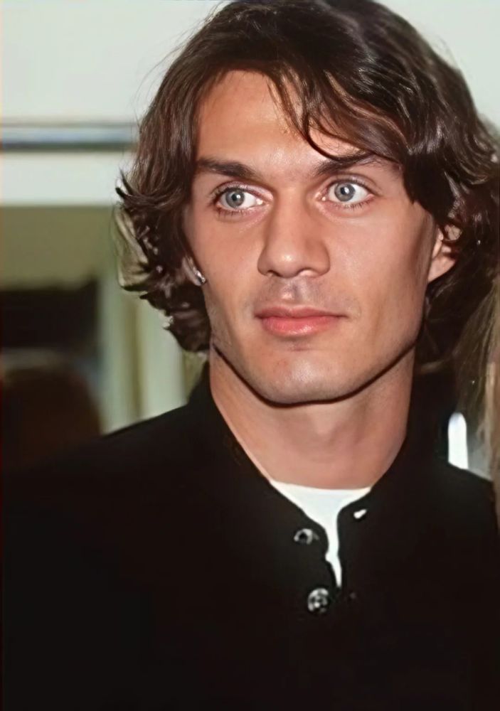 足球记忆当你老了头发白了谁还记得你年轻的容颜马尔蒂尼