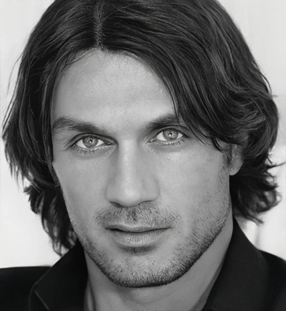 足球记忆当你老了头发白了谁还记得你年轻的容颜马尔蒂尼