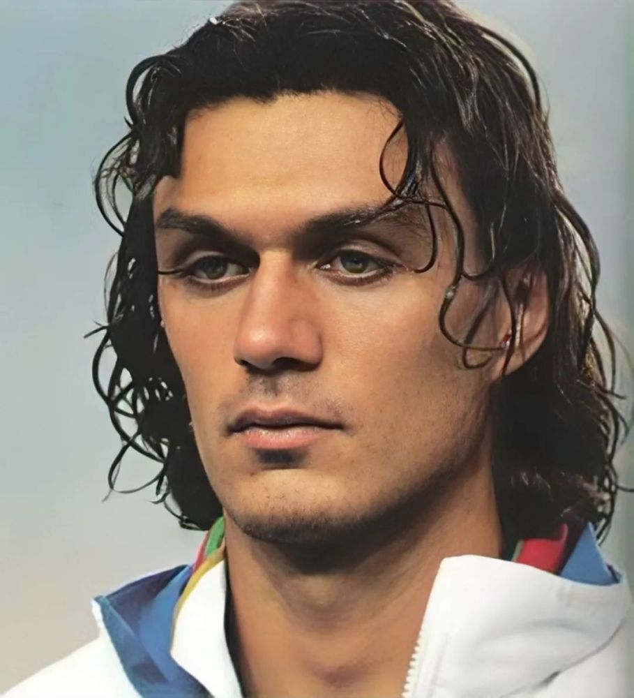 足球记忆当你老了头发白了谁还记得你年轻的容颜马尔蒂尼