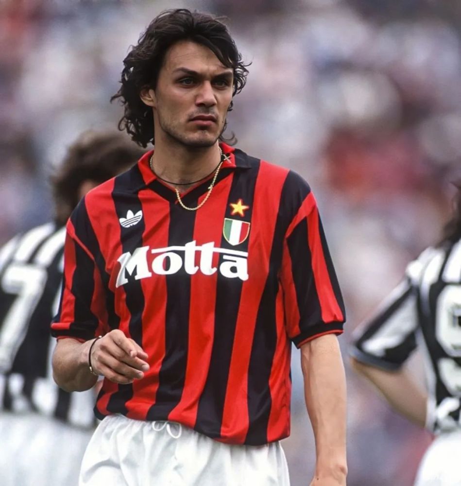 足球记忆当你老了头发白了谁还记得你年轻的容颜马尔蒂尼