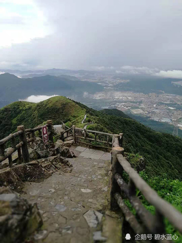 銀瓶山週末遊挑戰東莞第一峰銀瓶嘴美景盡收眼底