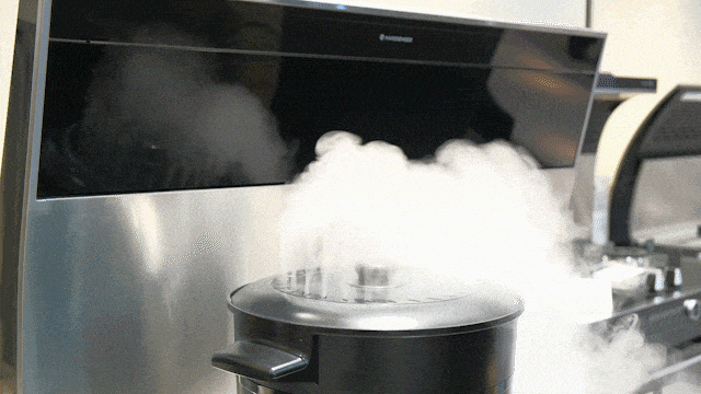 厨房油烟大不敢放开选橱柜?集成灶:大胆选