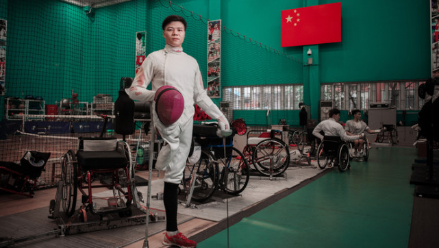 残奥首金李豪:从游泳转练击剑,感恩每个伯乐