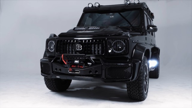 定制越野套件版的2021款巴博斯g700亮相