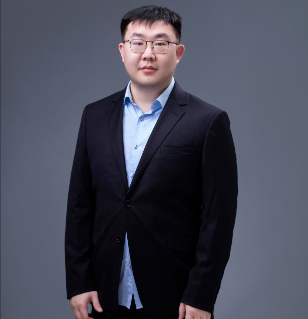 ag超玩会新增五位教练月光回归担任主教练老板菲菲公布秋季赛目标