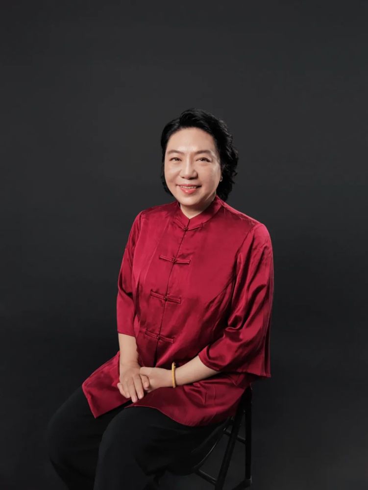 田沁鑫 做纯粹澄明的追光者|2021魅力人物_腾讯新闻