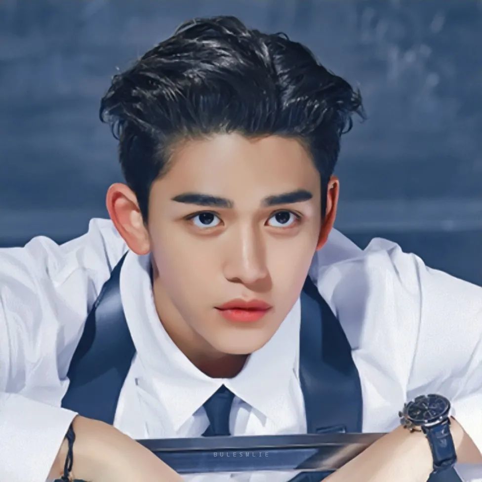 小编的生活之跑男成员lucas(黄旭熙)床照被挖遭控劈腿,被网友爆料渣男