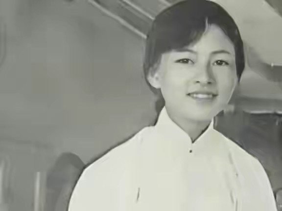 "与鸡同食"的金岳霖,是民国最有姿态的"第三者"_腾讯新闻