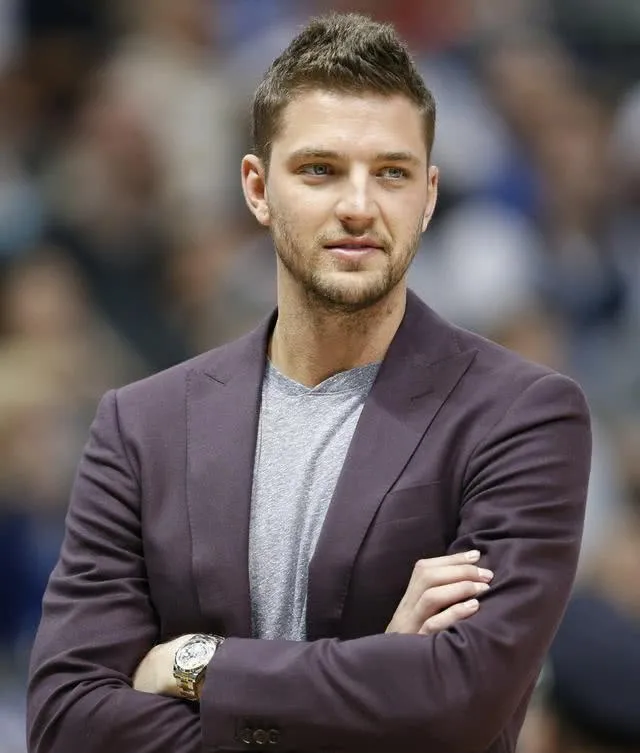 nba NBA颜值最高的五位球员
