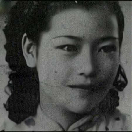 到了香港之后,蔡若曙在香港朋友的帮助下回到了北京,此时的她在北京无