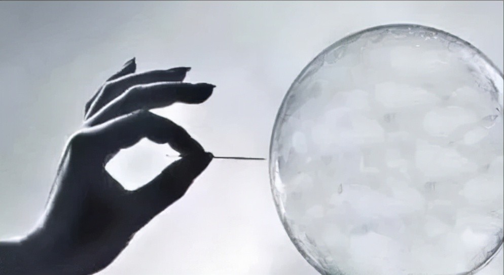 日本当年真的是自己主动刺破房地产泡沫的吗