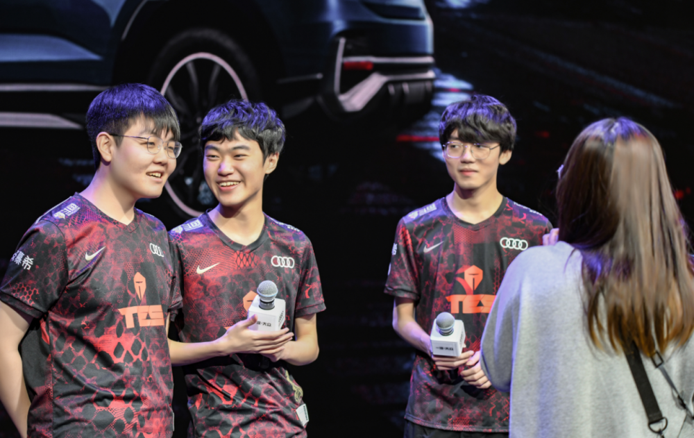 滔博总部资金缺乏挂牌kpl选手续约knight转会期第一枪打响