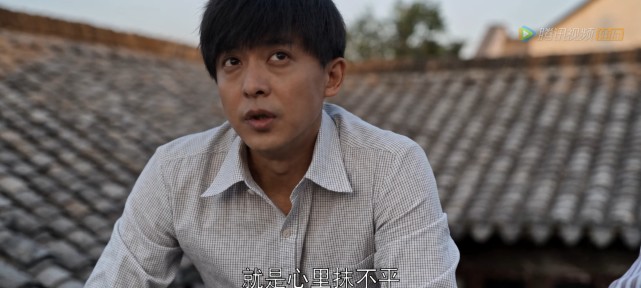 那个年代守寡的多过二婚的;三是父亲齐志强生前与母亲魏淑芳感情很好