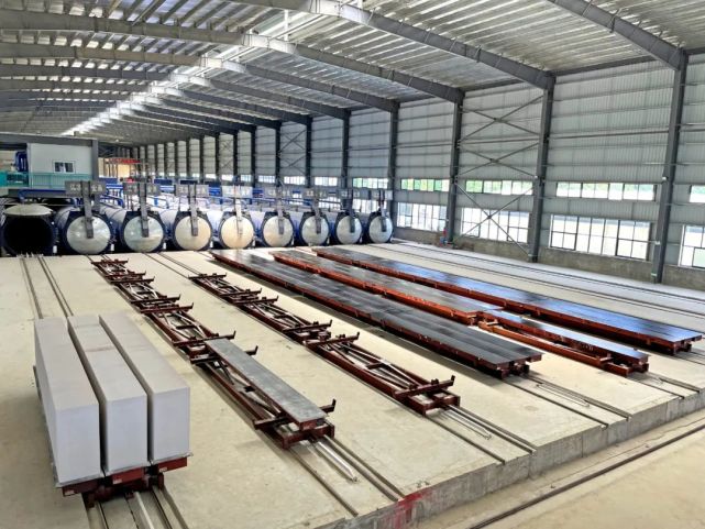 广东新易适装配式建材生产基地项目投产试运营