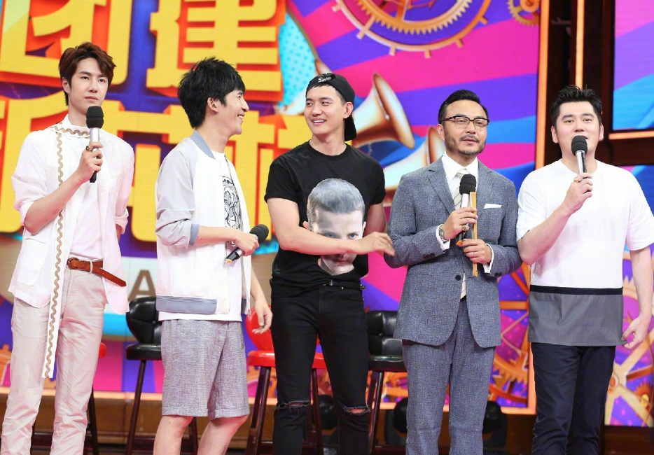 最讽刺的是前几天湖南卫视刚因为吴亦凡的事件,全体员工