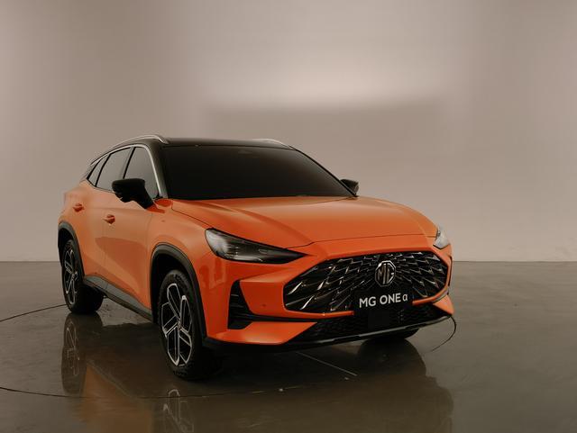 名爵mg one实车图公布,登陆成都车展,可能还是1.5t发动机_腾讯新闻