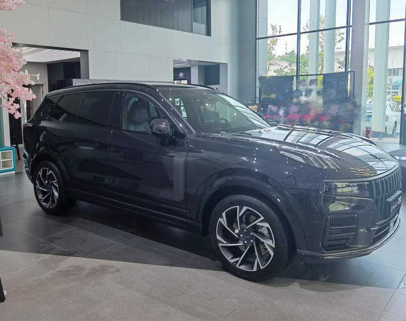 领克09展车到店,气场强, 内饰用料足,配沃尔沃2.0t,即将预售