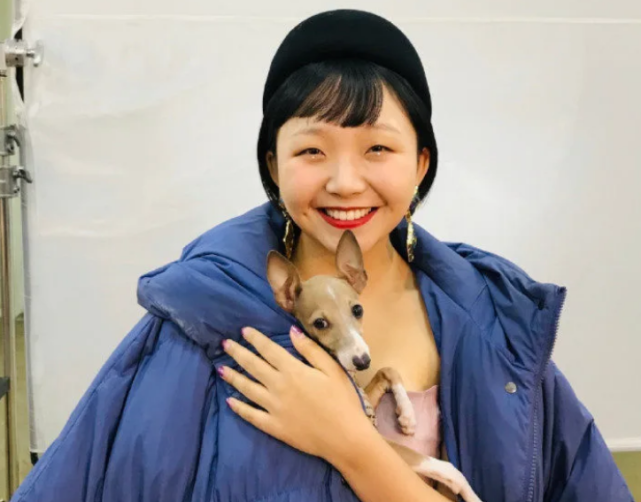 辣目洋子打破外貌审美就算长相一般也能被众多观众喜欢