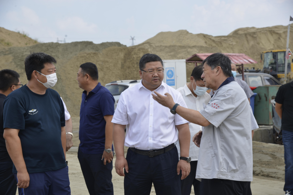 曹德友强调|推进产业项目建设 助力乡村振兴_腾讯新闻