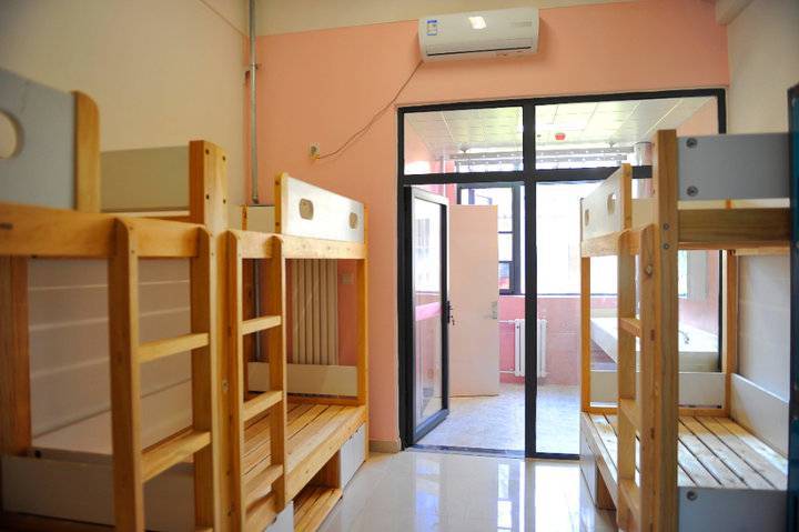 济钢中学宿舍图片